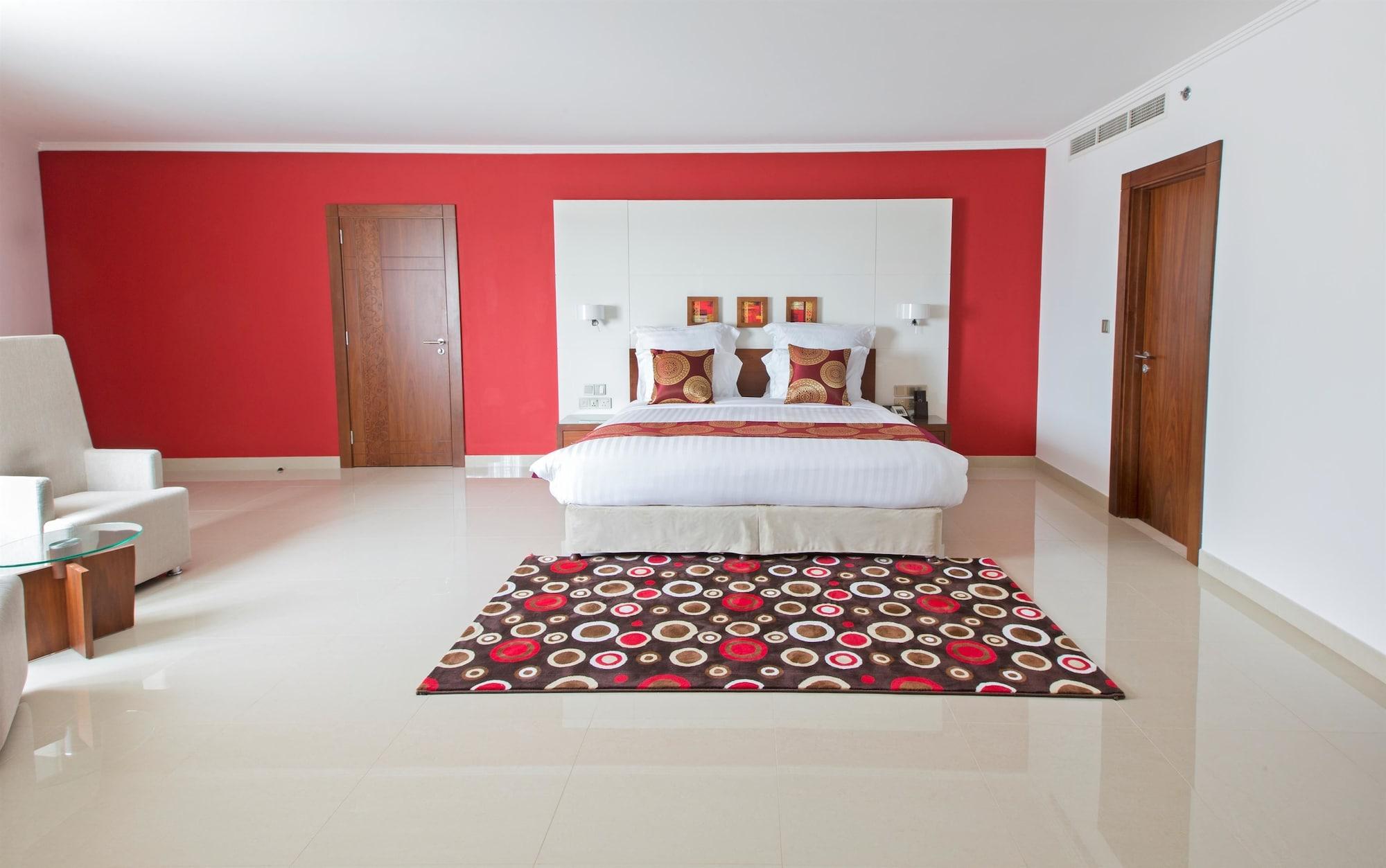 Coral Muscat Hotel And Apartments Bagian luar foto